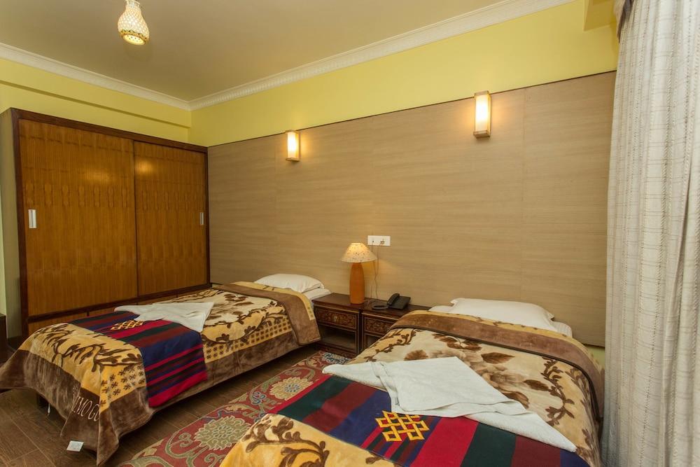 Hotel Siddhi Manakamana Катманду Экстерьер фото
