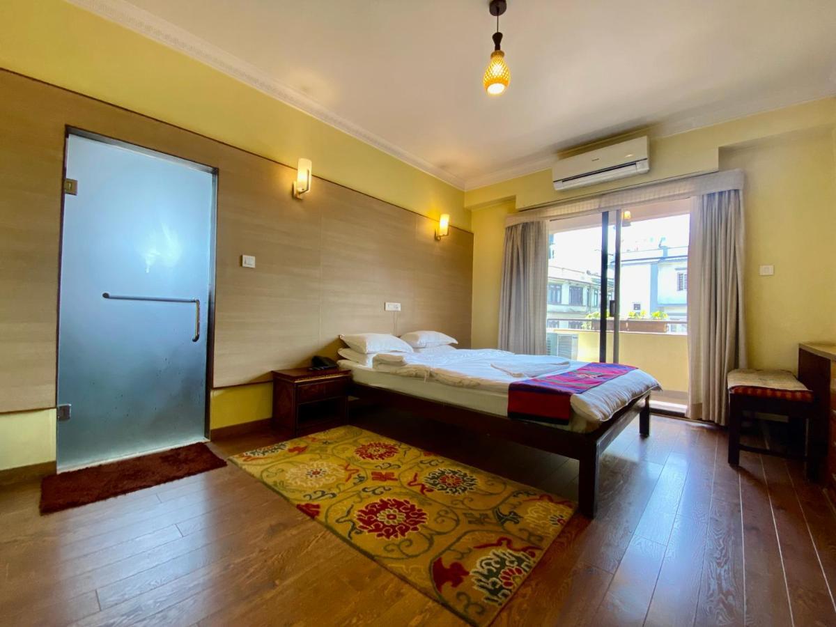 Hotel Siddhi Manakamana Катманду Экстерьер фото