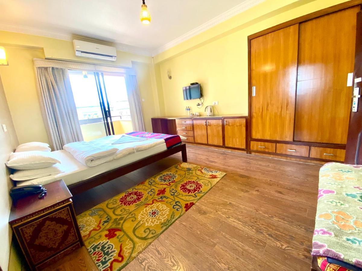 Hotel Siddhi Manakamana Катманду Экстерьер фото